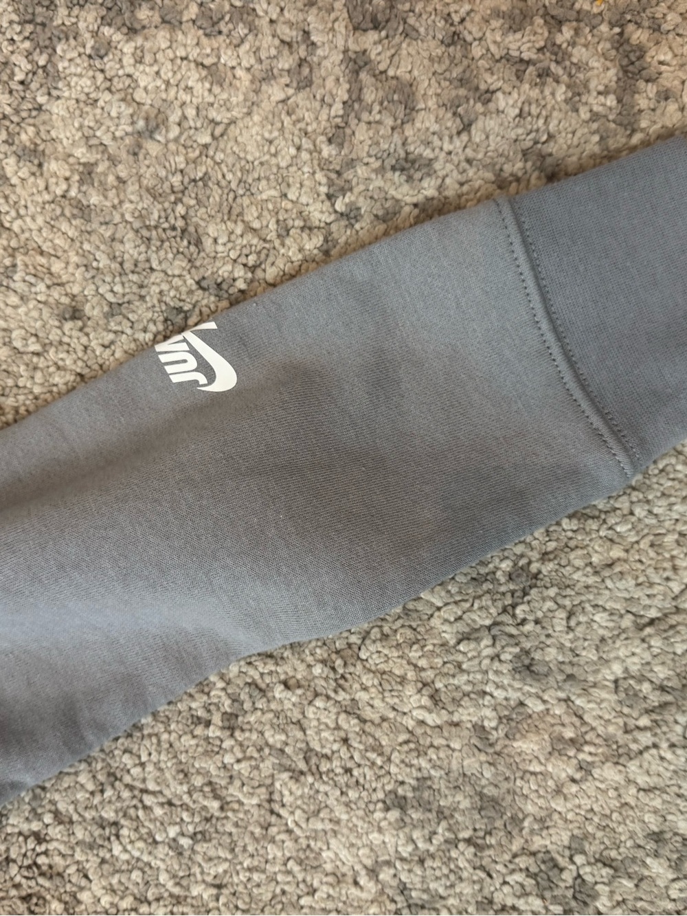 Nike Jordan Boys Medium Gray Pullover Hoodie NWT - Picture 4 of 6